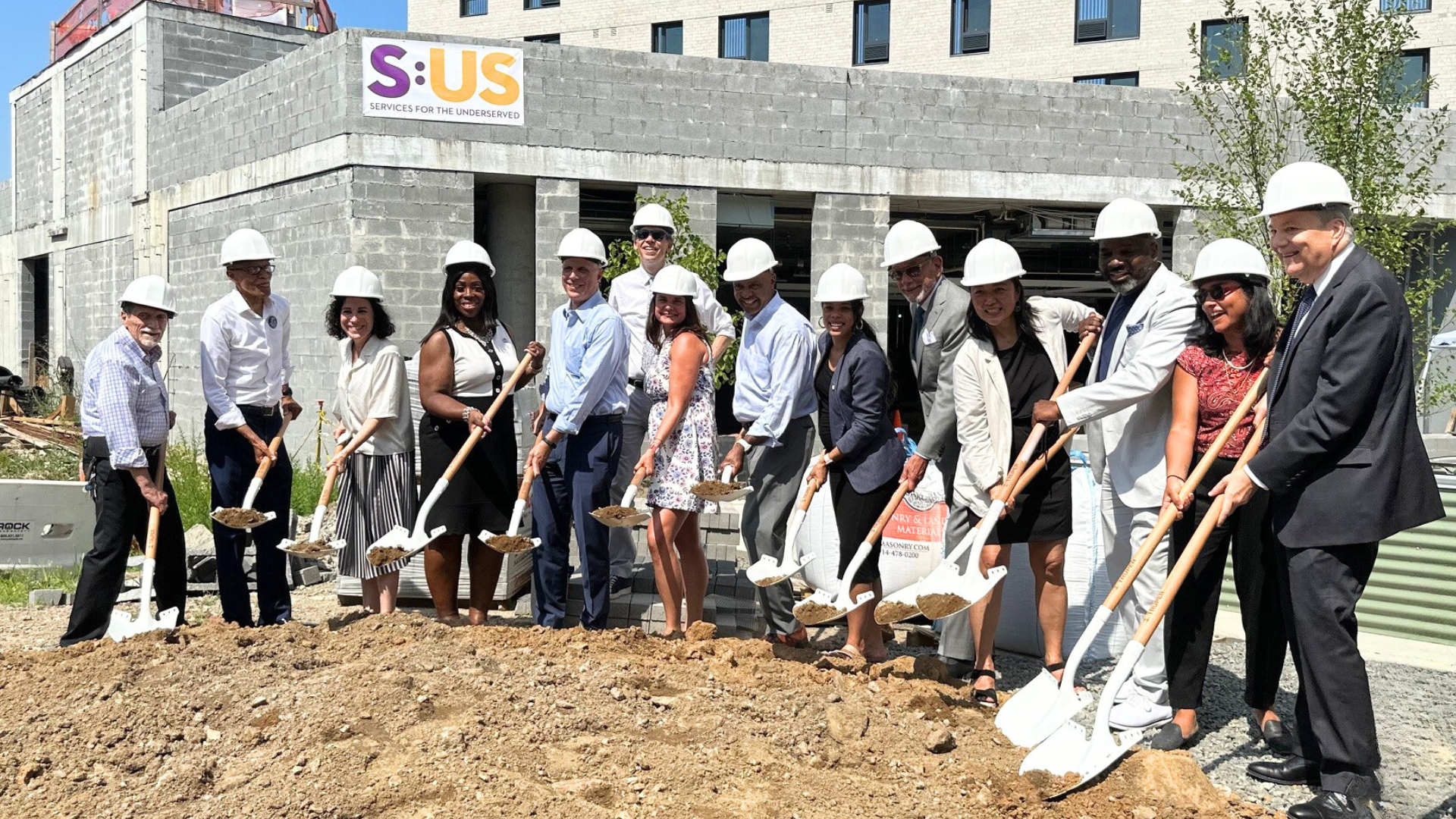 S:US and Bronx Pro Celebrate Groundbreaking for the Second Phase of Starhill Redevelopment in The Bronx